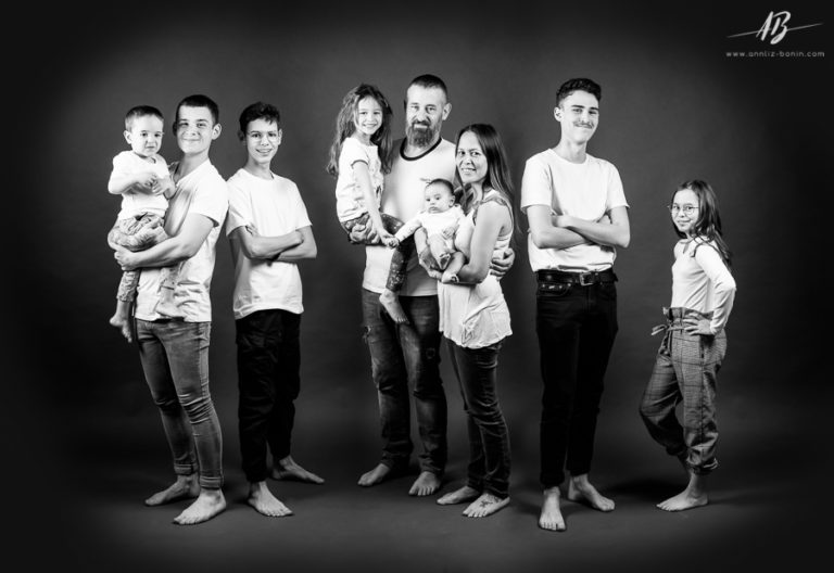 Big family, big love ! – photo de famille en studio à Caen