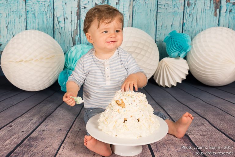 Lire la suite à propos de l’article Plein d’idées de thèmes photo pour les 1 an de votre bébé !