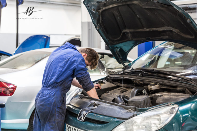 Lire la suite à propos de l’article Reportage en section Automobile pour le GRETA – photoreportage en Normandie