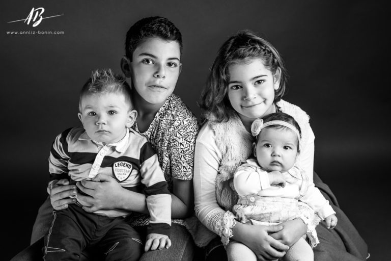 Lire la suite à propos de l’article Photos entre cousins – Portrait de famille à Caen