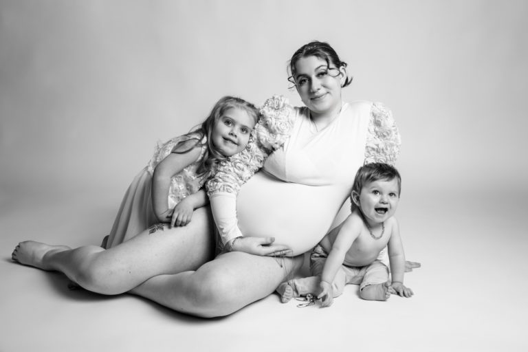 Lire la suite à propos de l’article Puis-je amener mes aînés à ma séance grossesse ?